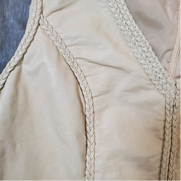 Max Studio Faux Leather Sleeveless Dress Size Small Medium Tan V-Neck - Picture 5 of 12